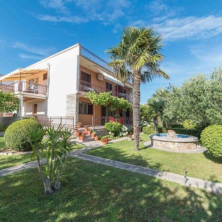 Apartments Maria Водице Экстерьер фото