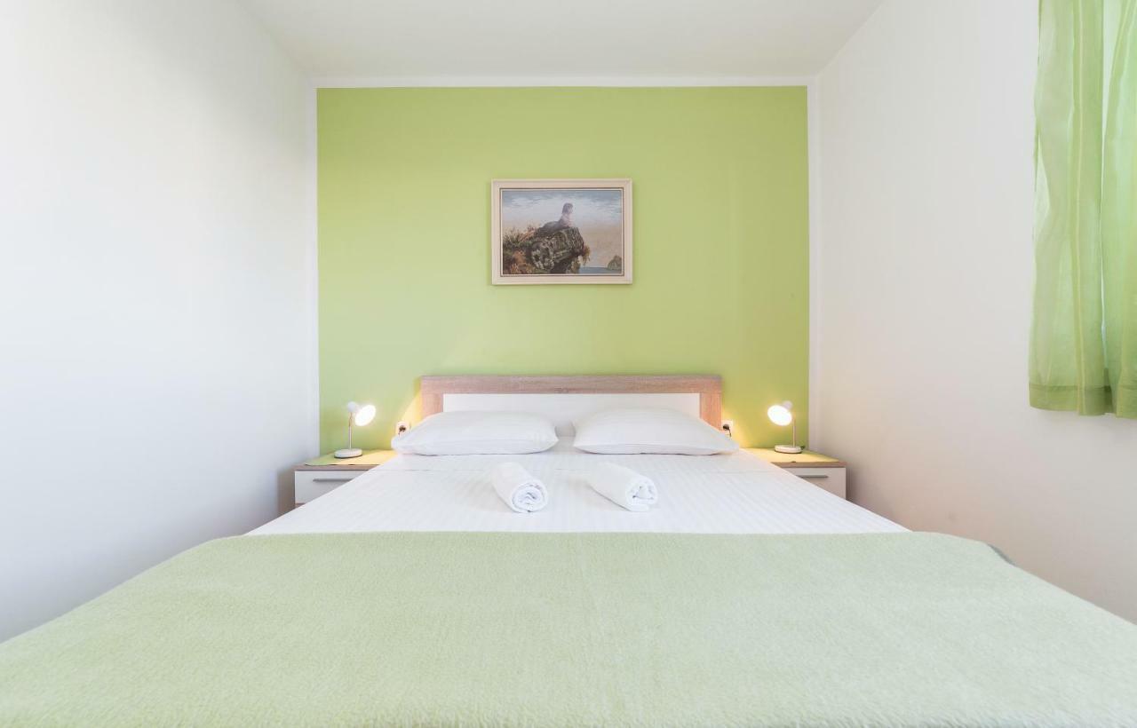 Apartments Maria Водице Экстерьер фото