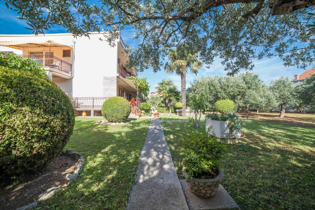 Apartments Maria Водице Экстерьер фото
