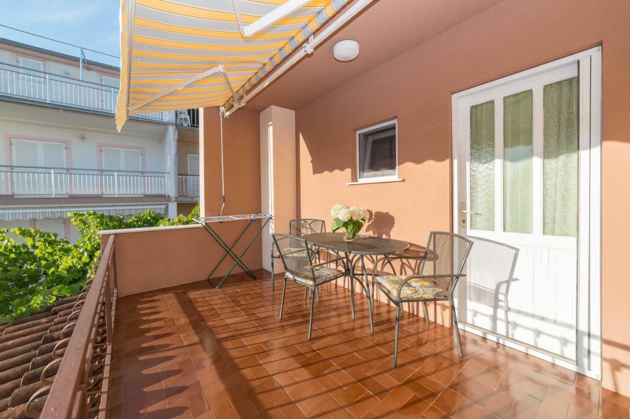 Apartments Maria Водице Экстерьер фото