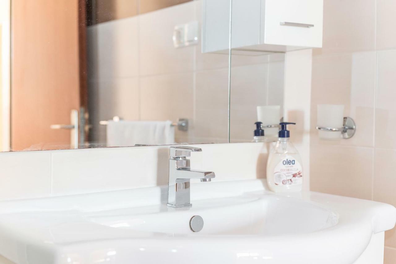 Apartments Maria Водице Экстерьер фото
