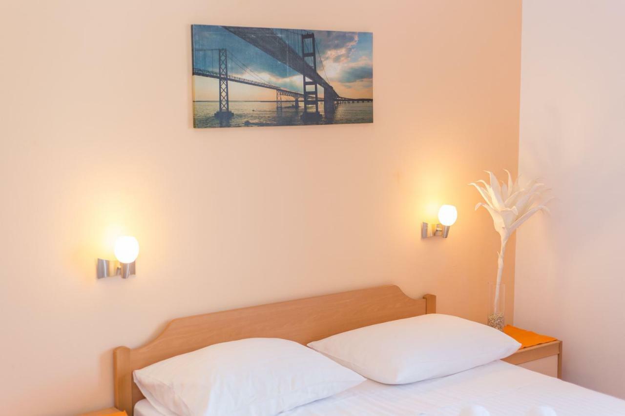 Apartments Maria Водице Экстерьер фото