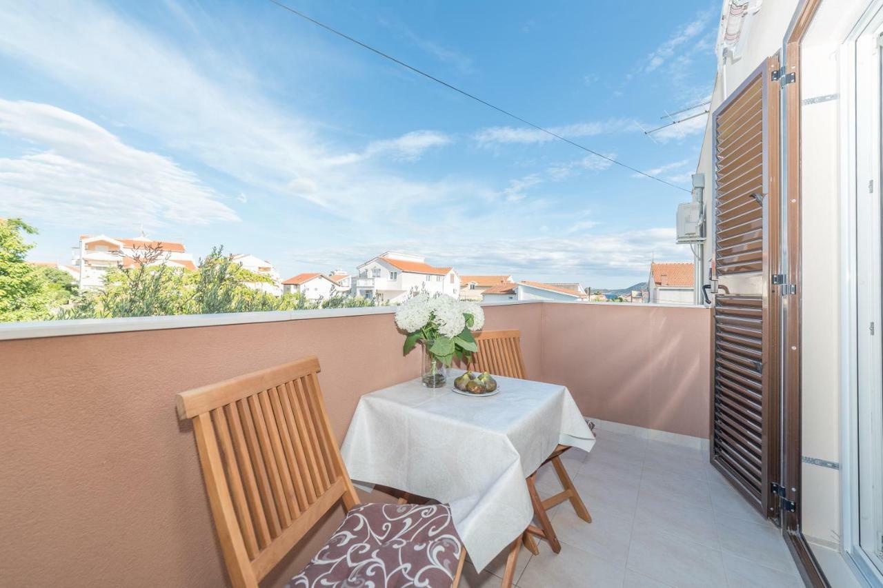 Apartments Maria Водице Экстерьер фото
