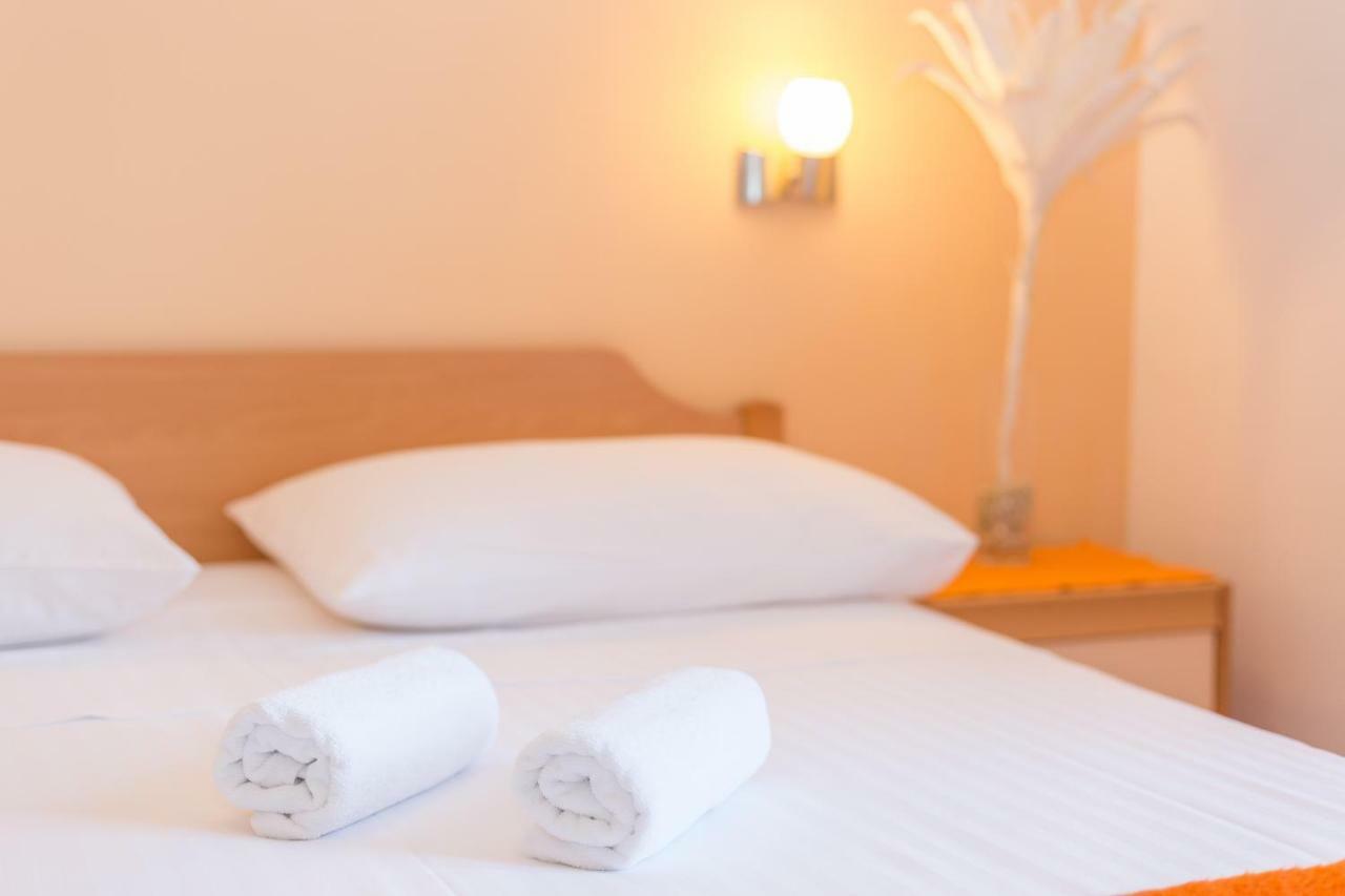 Apartments Maria Водице Экстерьер фото