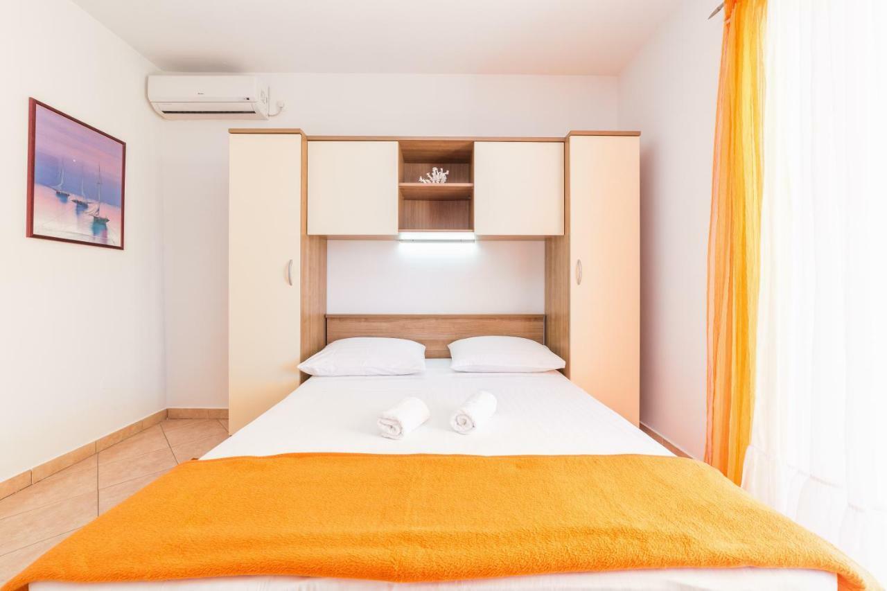 Apartments Maria Водице Экстерьер фото